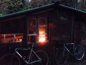 cabane feu vosges.JPG