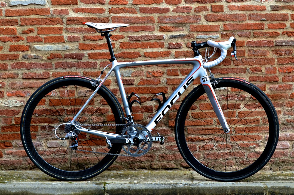 Focus Izalco - 6.9Kg