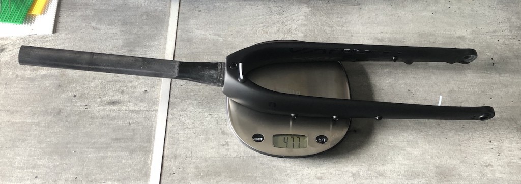 Fourche CEC 400 avec visserie